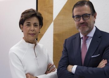 Antonieta Mendoza de López se incorpora a LLORENTE & CUENCA