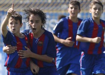 Futbolistas del Barça celebrando un gol