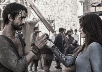 Aitor Luna y Andrea Duro en el tercer capítulo de 'La catedral del mar'