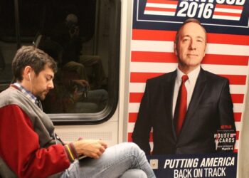 Anuncio de la campaña correspondiente a la serie House of Cards