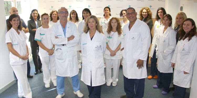 Koldo Carbonero, Jefe del Servicio de Ginecología y Obstetricia del Hospital de Día Quirónsalud Donostia y su equipo