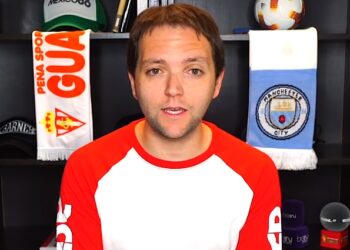 Rodrigo Fáez durante el vídeo en el que explica su nuevo destino laboral