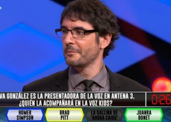 Juanra Bonet en el momento en el que Antena 3 anunciaba que sería el encargado de copresentador 'La Voz Kids'