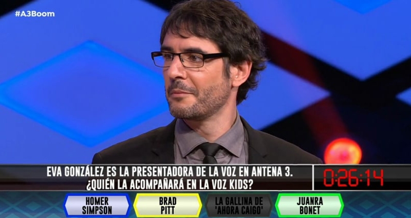 Juanra Bonet en el momento en el que Antena 3 anunciaba que sería el encargado de copresentador 'La Voz Kids'