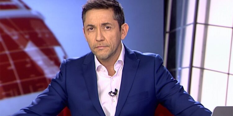 Javier Ruiz, presentador de Noticias Cuatro