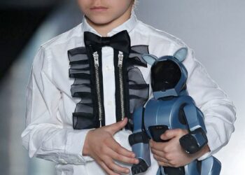 Sony y Antonio Miro desfile 080.JPG