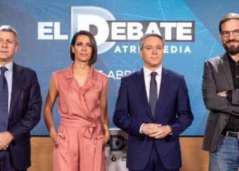 Santiago González, Ana Pastor, Vicente Vallés y César González Antón durante la presentación del debate del 23-A