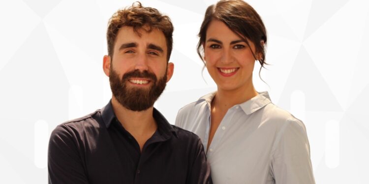 Aitor Albizua y Marina Fernández, conductores de 'De buenas a primeras' (SER)
