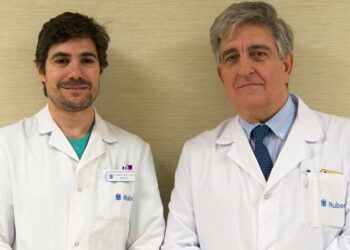 Los doctores Alberto Pérez-Lanzac y Antonio Allona