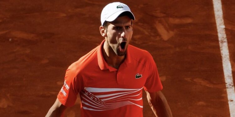 Novak Djokovic durante la final del Mutua Madrid Open
