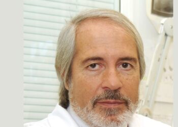 la sociedad española de neurocirugia medalla oro francisco villarejo