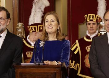 El hasta ahora dircom de Ana Pastor en el Congreso se reincorpora a La Vanguardia