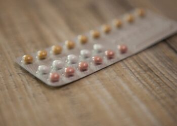 La CNMC investiga a un laboratorio farmacéutico por presunta comercialización de anticonceptivos hormonales combinados