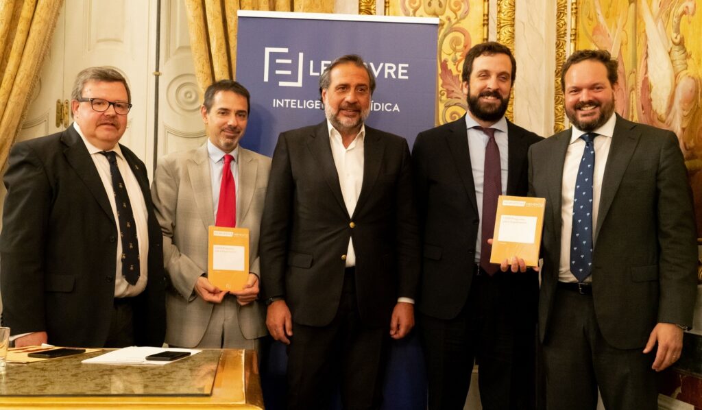 de izq a derecha Jose Maria Caballero, Juan Duarte, Angel Asensio, Antonio de Juan, Agustín Born,.jpg