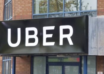 Uber continúa con su reestructuración y despide a 400 trabajadores de su departamento de marketing