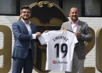 La plataforma Libertex se convierte en Premium Plus Partner del Valencia CF