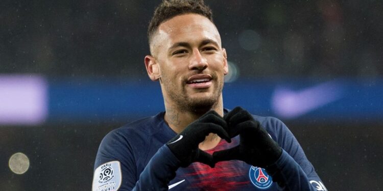 Neymar celebra un gol (PSG)