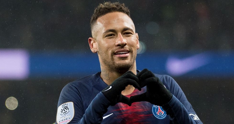 Neymar celebra un gol (PSG)