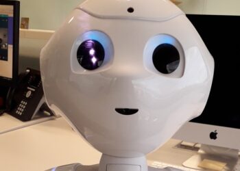 robots inteligentes congreso tecnologia y turismo fundacion once