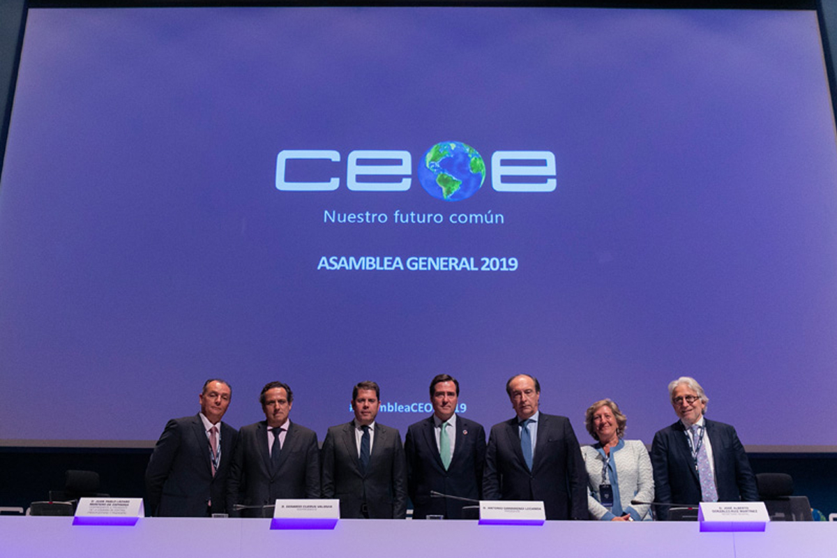 ceoe asamblea.jpg