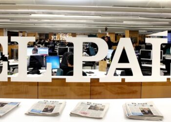 El País remonta en octubre y se impone a El Mundo como el diario digital más leído