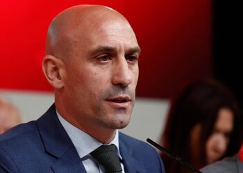 Las televisiones ponen en jaque a Luis Rubiales tras el traslado de la Supercopa a Arabia Saudí