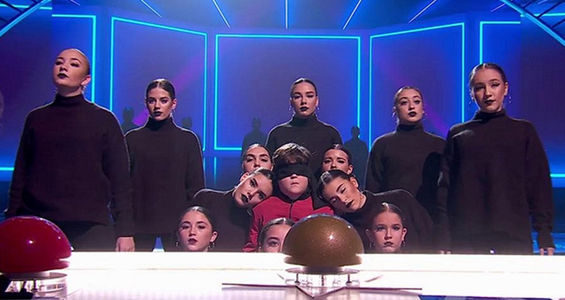 BDance Megacrew durante su actuación en la tercera semifinal de 'Got Talent España'