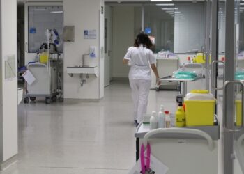 El Hospital General de Villalba implementa el proyecto UCI Sin Paredes para la detección precoz de pacientes en riesgo de deterioro clínico