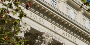 Las caídas en la Bolsa española ponene en peligro el nivel de los 6.600 puntos
