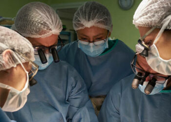 HM Nens, primer centro de España en aplicar la técnica de vilkki para tratar la malformación de la mano