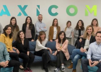 AxiCom premiada como la mejor agencia de comunicación para trabajar de EUROPA