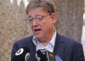 Las Cortes valencianas siguen prohibiendo la entrada a los periodistas