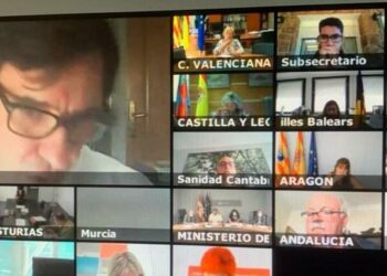 Illa insta a las CCAA a acordar un nuevo paquete de medidas de salud pública de cara al inicio del curso escolar