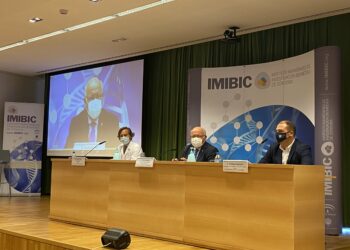 Presentación estudio calcifediol Covid-19