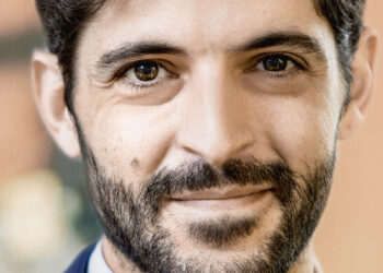 Roman ficha a Lucas Calvo como director de Public Affairs