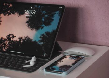 Material para el teletrabajo, productos sanitarios y material deportivo, lo más regalado por las empresas estas Navidades