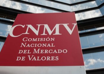 Sebastián Albella abandona la CNMV: ¿Quién continuará al frente de comunicación?