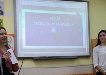 La “Experiencia con simulación en el paciente psiquiátrico desde la universidad” de la Escuela de Enfermería de la Fundación Jiménez Díaz-UAM, premiada en el Congreso Nacional de Enfermería de Salud Mental