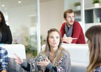 Las empresas no enamoran al talento joven