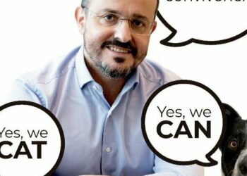 Alejandro Fernández recurre al humor con la campaña previa a las elecciones catalanas