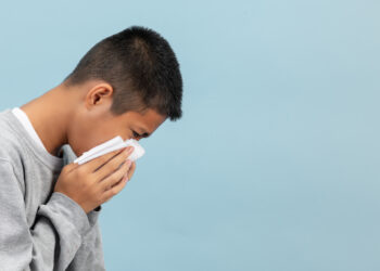 Mascarillas FFP2 para niños con alergia al polen: recomendación de los alergólogos