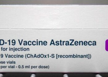 Una sola dosis de la vacuna de AstraZeneca ya produce reducciones importantes en las infecciones por COVID-19