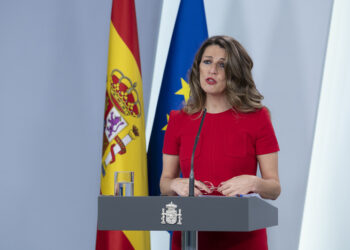 Yolanda Díaz prescinde de Juanma del Olmo, dircom de Pablo Iglesias