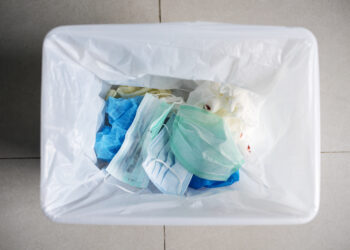 Reciclaje de mascarillas: ¿en qué contenedor debemos desecharlas?