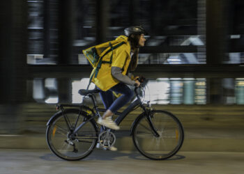 Glovo optimizará la experiencia de sus clientes a través de las soluciones de voz IP de Orange