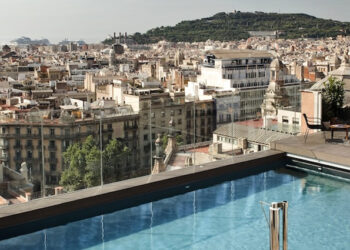 LaSalle Investment Management se hace con el Hotel NH Collection Barcelona Gran Hotel Calderón por 125,5 millones de euros