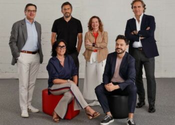LLYC compra la agencia de publicidad CHINA