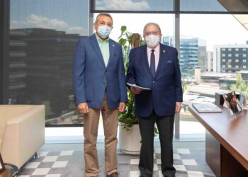 AMA Vida firma con el Colegio de Enfermería de Málaga la póliza colectiva de Vida