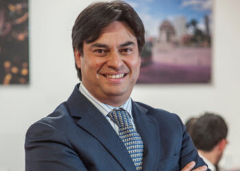 Grupo Albión ficha a Juan Gabriel Pérez