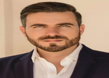 El estratega político español Víctor López nominado en seis categorías de los Oscar de la política